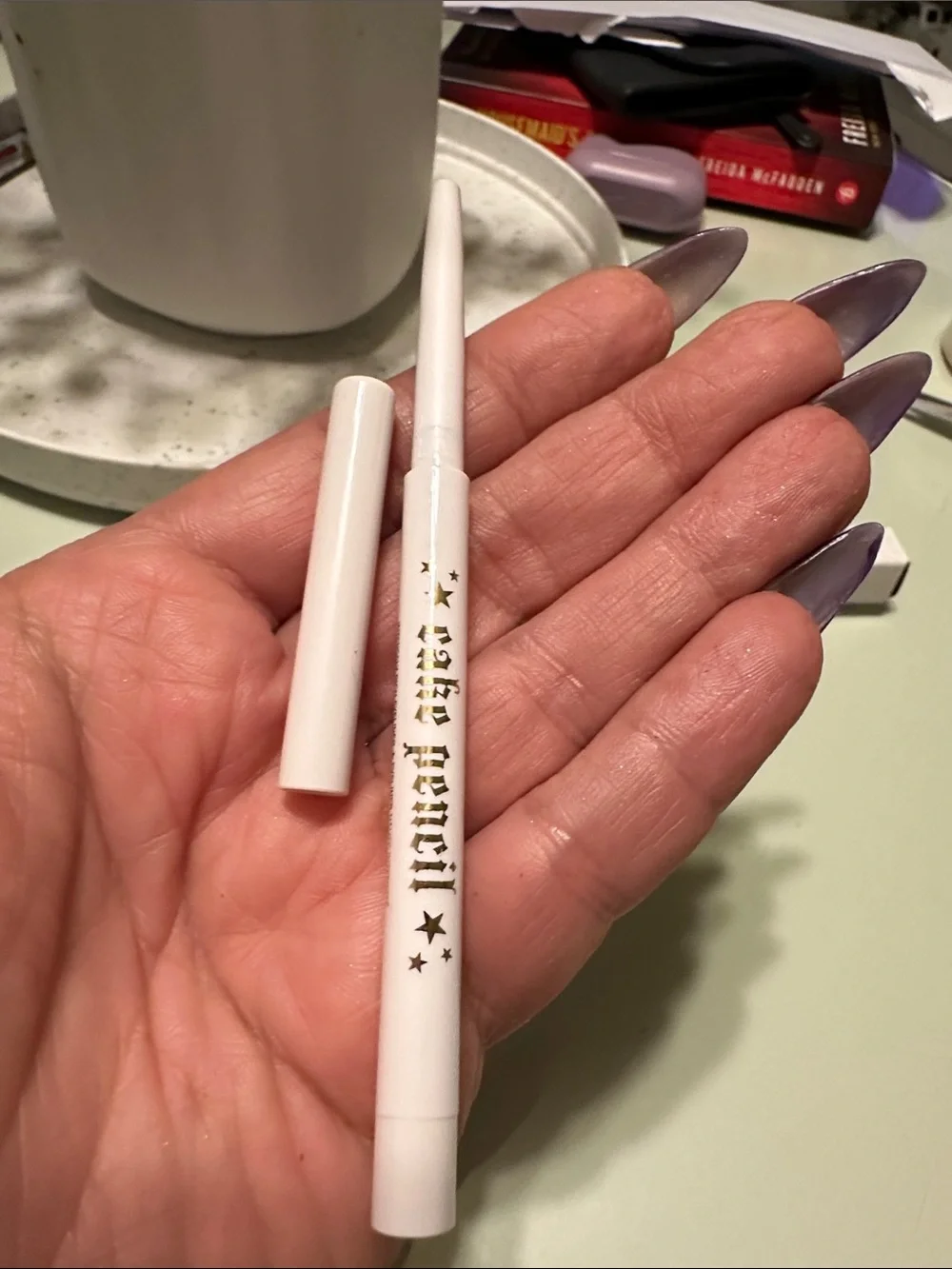 Kat Von D Cake Pencil Lip Liner - White